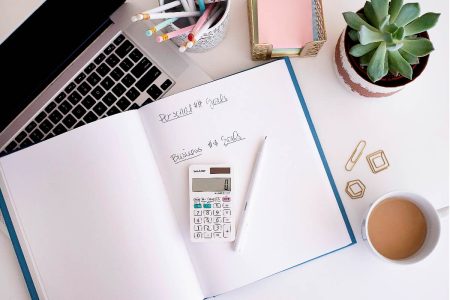 11 Methods to Follow a Finances Each Month